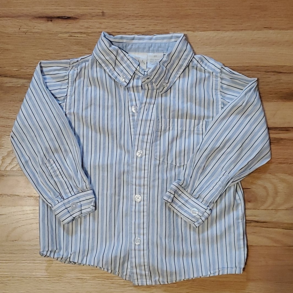 🍭Boys 3T button up shirt with pocket